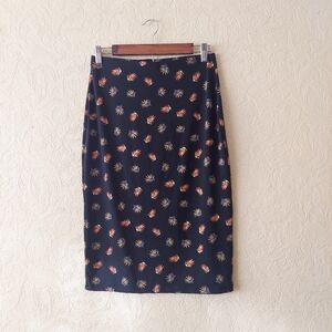Simply Styled black/multicolor leaf print elastic waist midi pencil skirt small